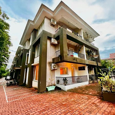 4Bhk Sparkling Apartment Near Beach Pool & Bar 2Bhkx2 Vagator Eksteriør billede