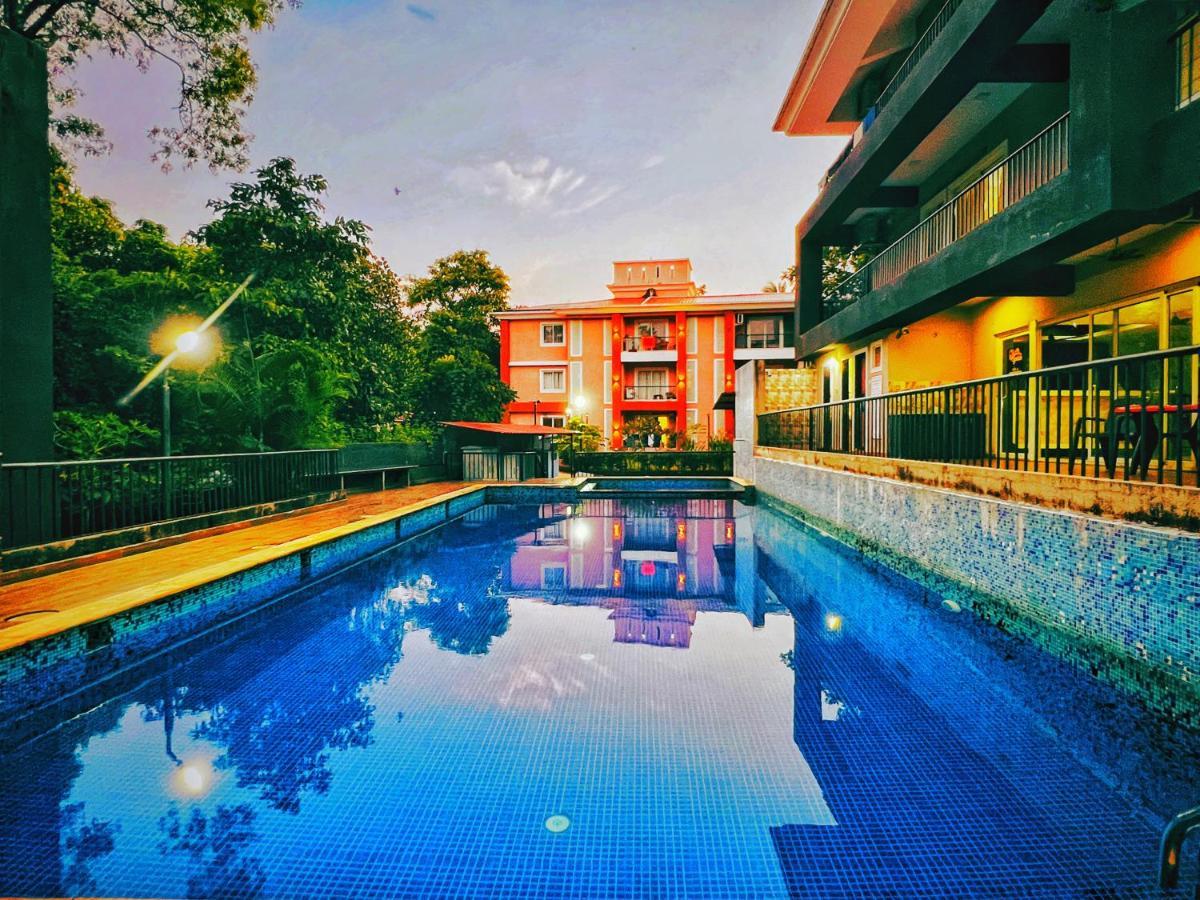 4Bhk Sparkling Apartment Near Beach Pool & Bar 2Bhkx2 Vagator Eksteriør billede